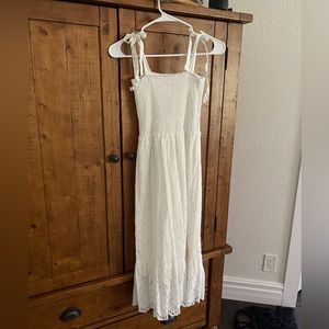 Pink lily white dress small